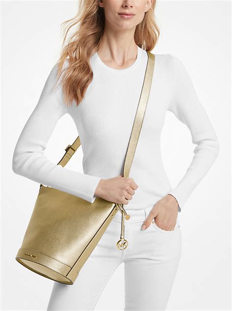 michael kors montgomery md messenger|Townsend Medium Metallic Pebbled Leather Messenger Bag.